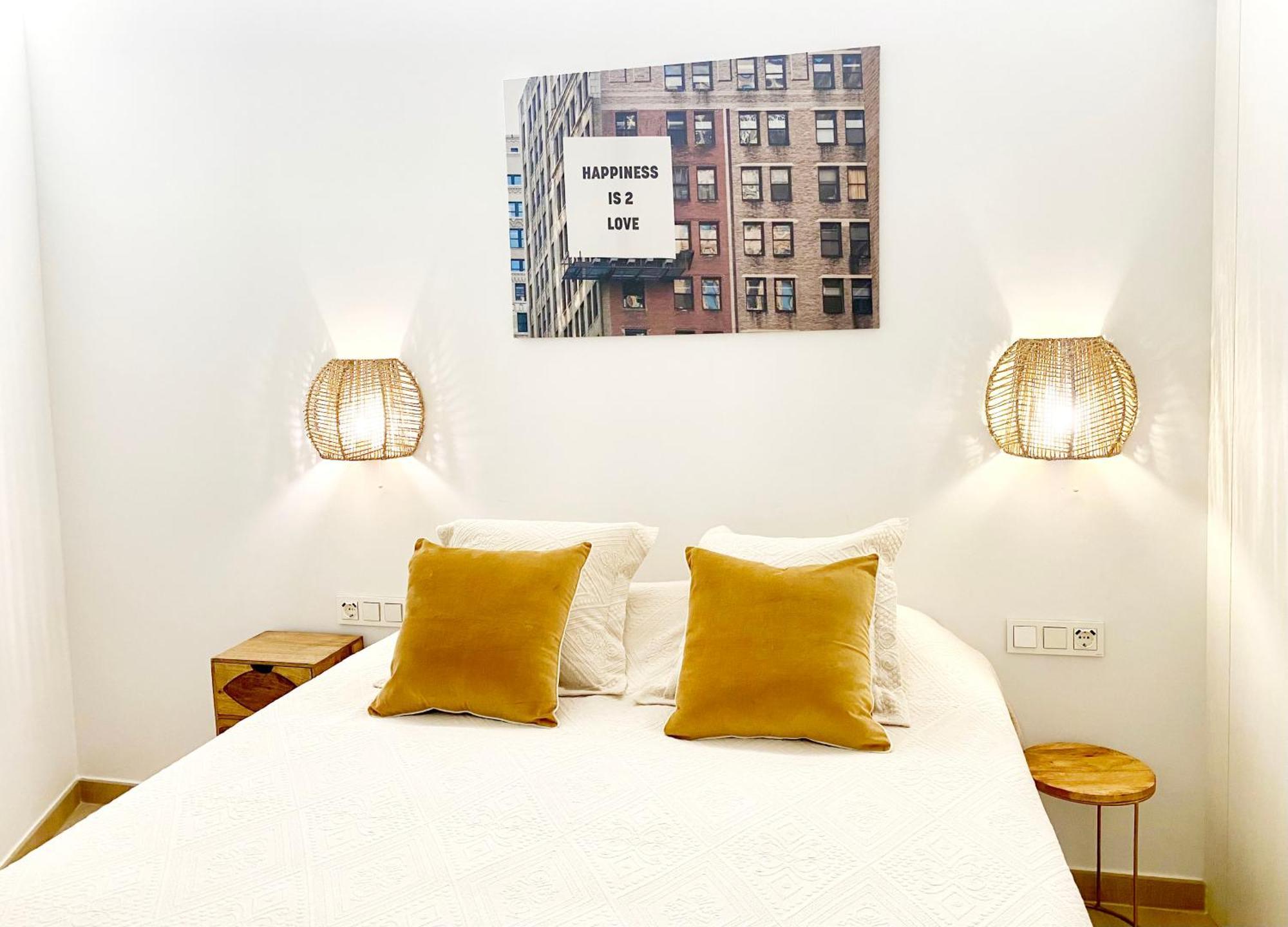 Fantastic Apartment In The Wave Just Steps From Carvajal Beach - Pool And Free Parking 푸엔히롤라 외부 사진